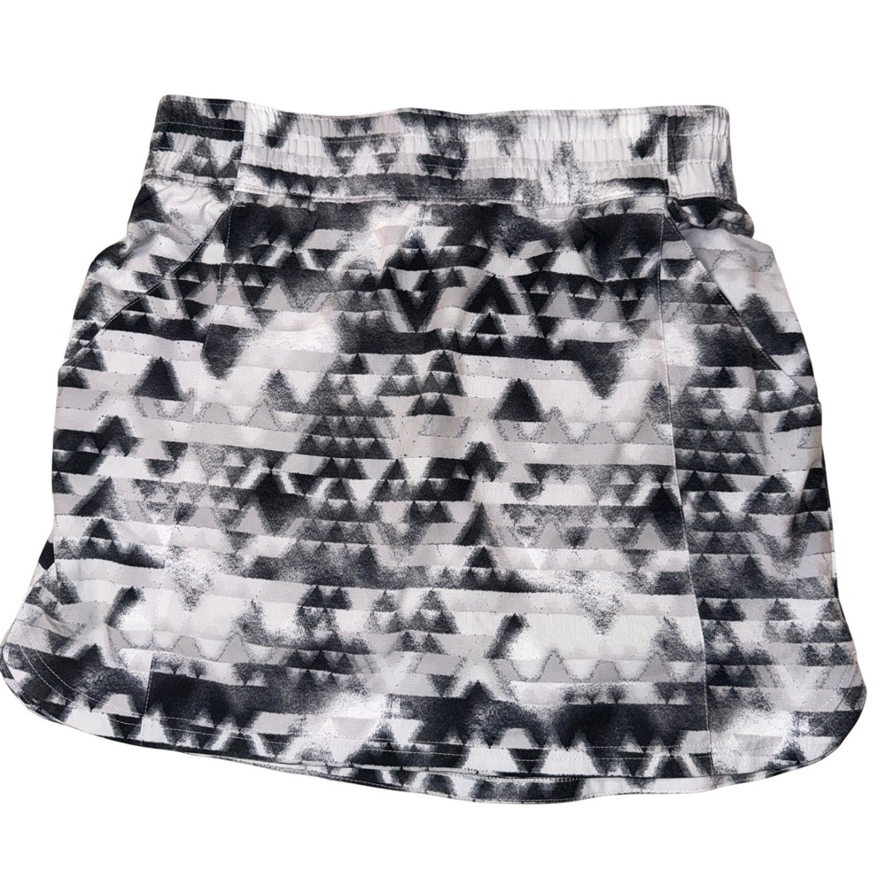 Columbia Skort size Medium Gray Black Geometric Print Activewear